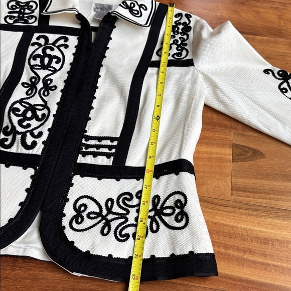 Chicos embroidered blazer - Picture 8 of 10